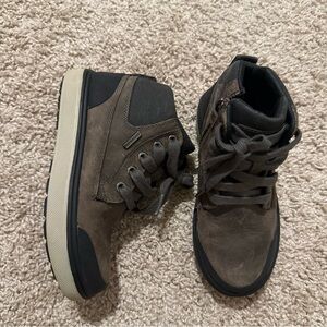 Geox Boys Walking Sneaker Black Gray Lace Up Zipper Size 12